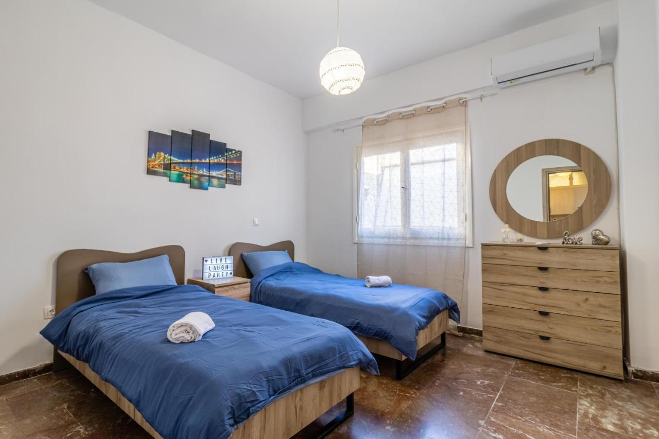 Korinthos Downtown Apartment Exterior photo